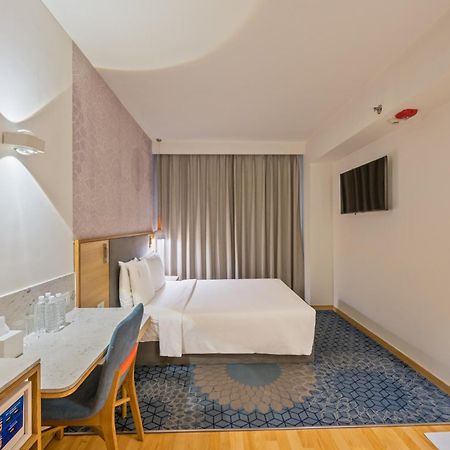 Holiday Inn Express Bengaluru Whitefield Itpl By Ihg מראה חיצוני תמונה