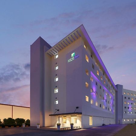 Holiday Inn Express Bengaluru Whitefield Itpl By Ihg מראה חיצוני תמונה